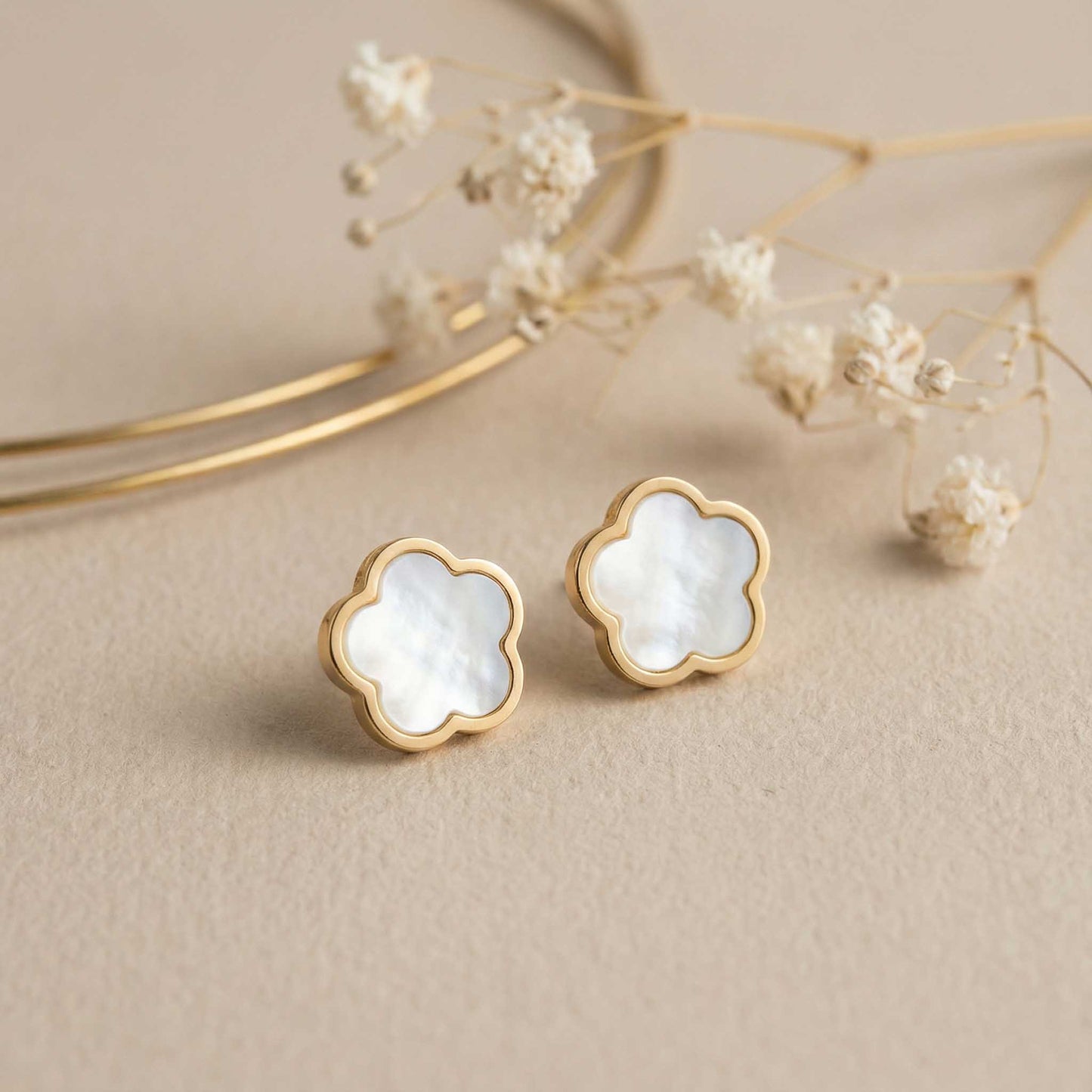 White Meadow Flower Earrings