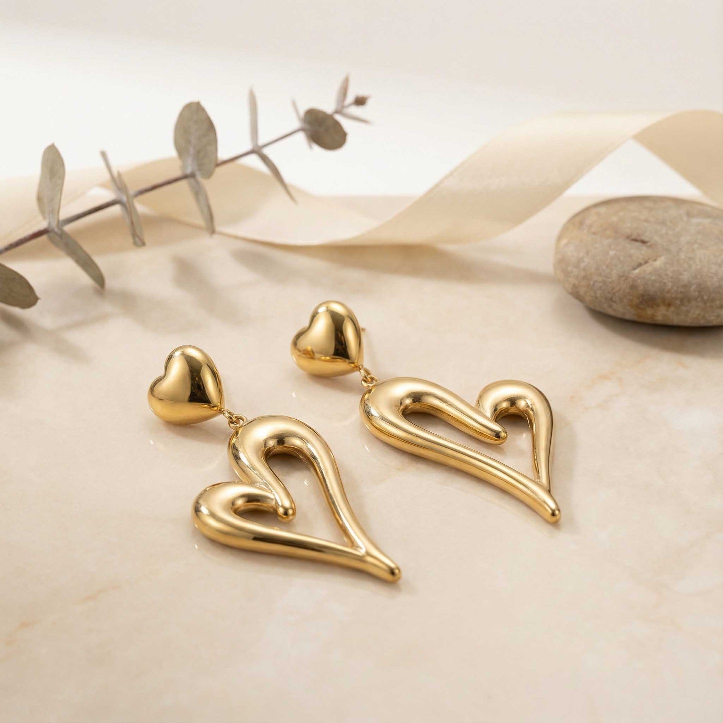 Dainty Gold Heart Earrings