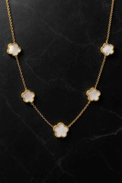 White Meadow Flower Necklace