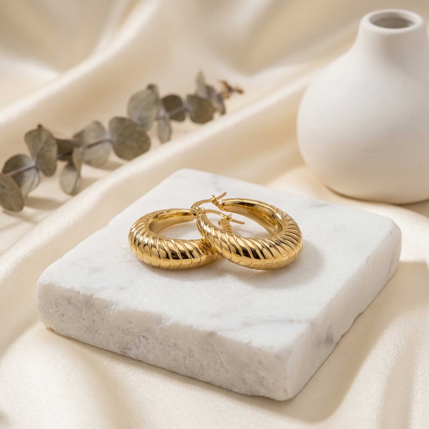 Minimalist Round Hoop Earrings