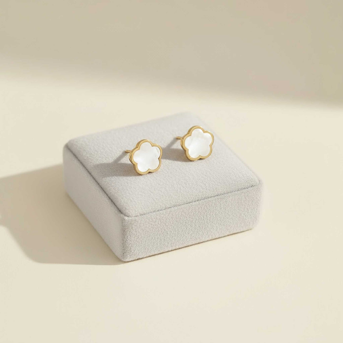 White Meadow Flower Earrings