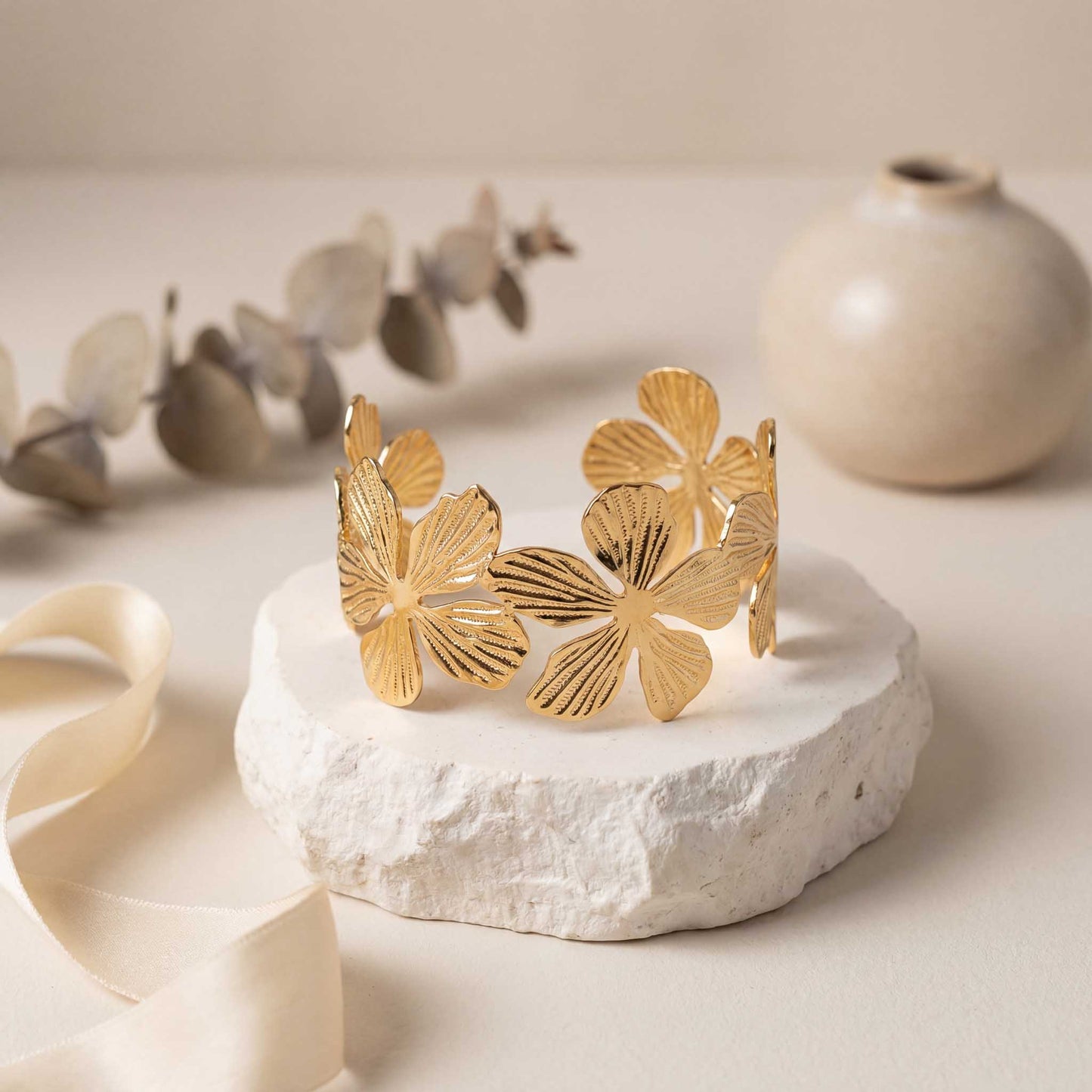 Blooming Flower Charm Bracelet