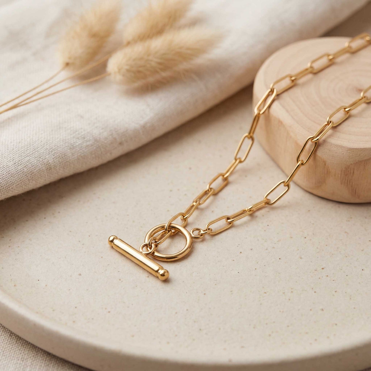 Stylish Gold Chain Necklace