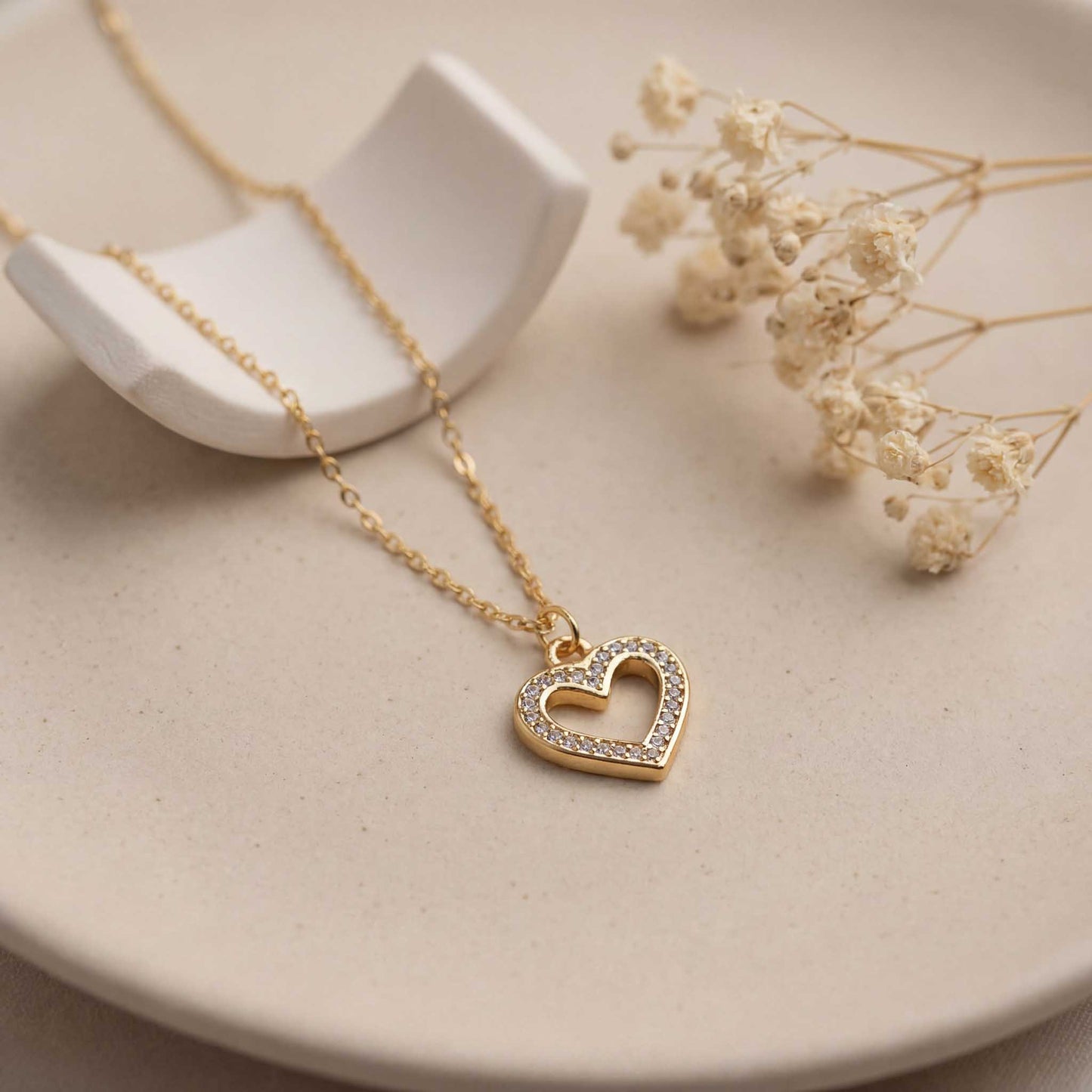 Minimalist Gold Heart Necklace