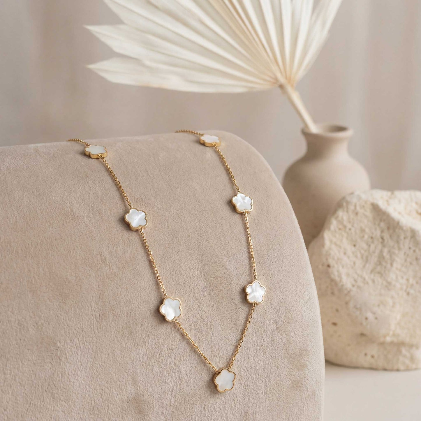 White Meadow Flower Necklace