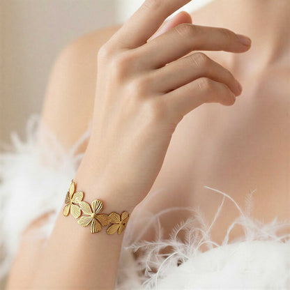 Blooming Flower Charm Bracelet