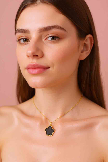 Black Meadow Flower Necklace